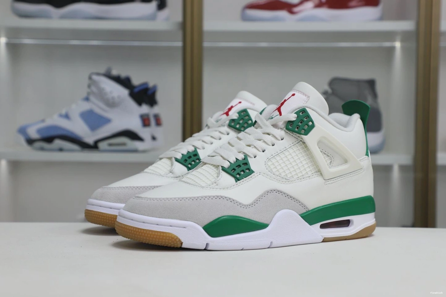 'PINE GREEN' RETRO SB NIKE X JORDAN 4 AIR 0224
